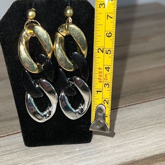Tri ￼ Colored Long Chunky Chain Earrings Gold Tone Silver Tone & Black NWT - Picture 5 of 6